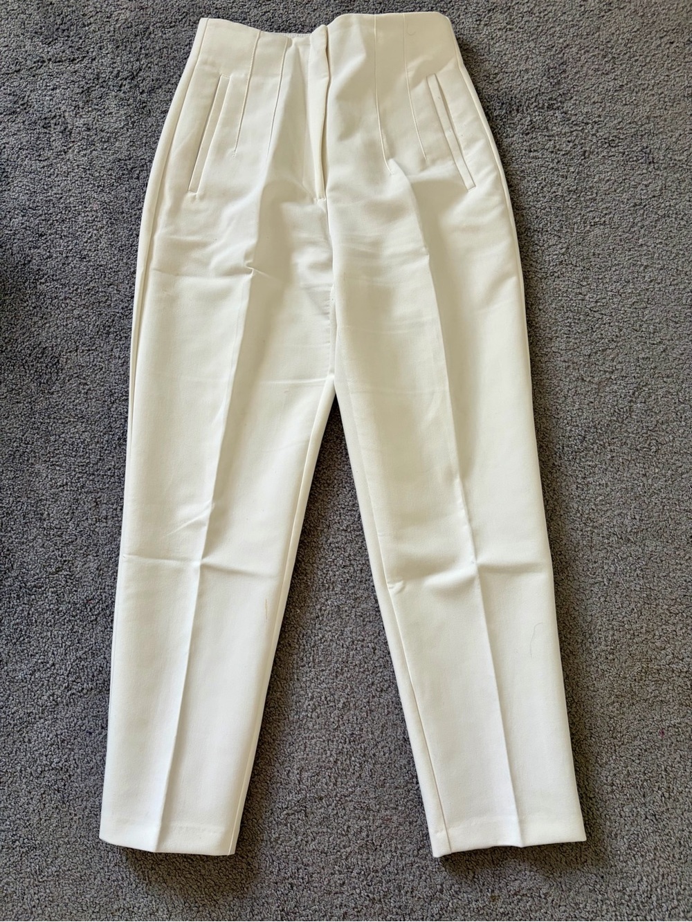 ZARA High-Waist Ivory Tailored Cropped Trousers. Size S.